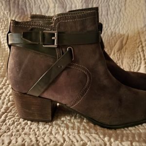 UNISA Brown Ankle Boots.  Worn once after the purchase, and are in great shape.